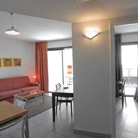 Aparthotel Eza Vista 4*