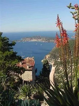 Eza Vista Hotel apartamentowy 4*
