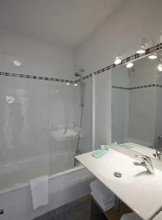 Eza Vista Lägenhetshotell Èze
