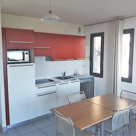 Hotel apartamentowy Eza Vista 4*